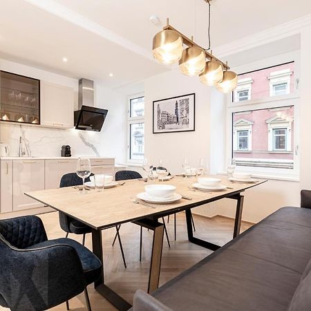 אינסברוק Center-Apartment - Grosse Wohnung Im Stadtzentrum In Perfekter Lage מראה חיצוני תמונה